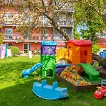 Nord-West i restauracja Tawerna Kubryk Kwatera prywatna