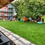 Nord-West i restauracja Tawerna Kubryk Kwatera prywatna Ustronie Morskie
