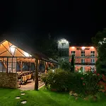 Kwatera prywatna Nord-West i restauracja Tawerna Kubryk *