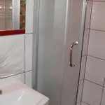 Nord-West-Kubryk Pensjonat I Tawerna * Ustronie Morskie