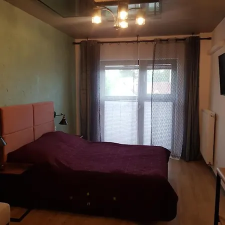 Ubytování v soukromí Nord-west I Restauracja Tawerna Kubryk Ustronie Morskie