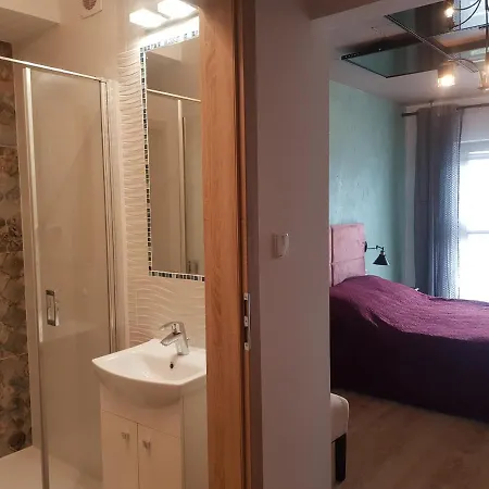 Ubytování v soukromí Nord-west I Restauracja Tawerna Kubryk *