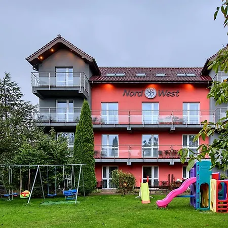 Nord-West-Kubryk Pensjonat I Tawerna