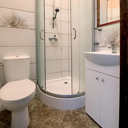 Nord-west I Restauracja Tawerna Kubryk Ubytování v soukromí *