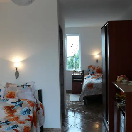 Nord-west-kubryk I Tawerna