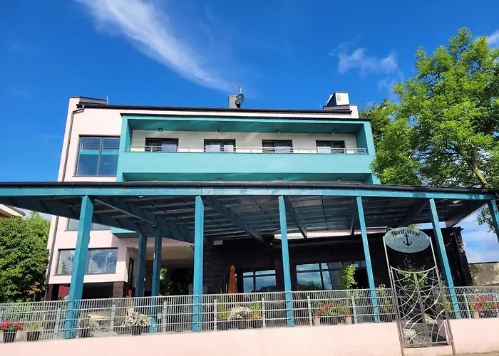 Homestay szállás Nord-west I Restauracja Tawerna Kubryk