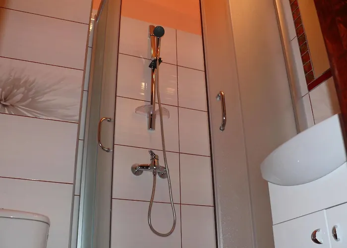 Homestay szállás Nord-west I Restauracja Tawerna Kubryk